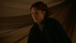 extant_GameOfThrones_2x05-TheGhostOfHarrenhal_0314