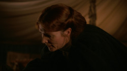extant_GameOfThrones_2x05-TheGhostOfHarrenhal_0316