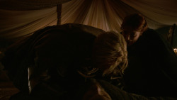 extant_GameOfThrones_2x05-TheGhostOfHarrenhal_0327