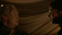 extant_GameOfThrones_2x05-TheGhostOfHarrenhal_0342