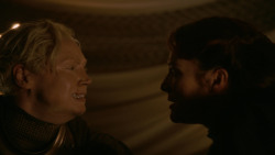 extant_GameOfThrones_2x05-TheGhostOfHarrenhal_0343