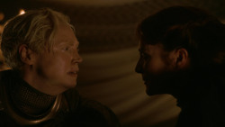 extant_GameOfThrones_2x05-TheGhostOfHarrenhal_0347