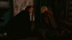 extant_GameOfThrones_2x05-TheGhostOfHarrenhal_0351