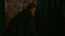 extant_GameOfThrones_2x05-TheGhostOfHarrenhal_0364