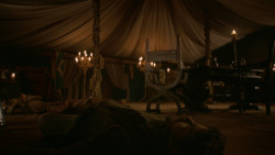 extant_GameOfThrones_2x05-TheGhostOfHarrenhal_0369
