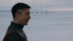extant_GameOfThrones_2x05-TheGhostOfHarrenhal_0385