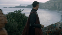 extant_GameOfThrones_2x05-TheGhostOfHarrenhal_0394
