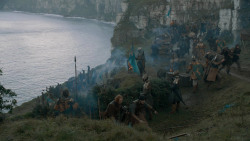 extant_GameOfThrones_2x05-TheGhostOfHarrenhal_0400