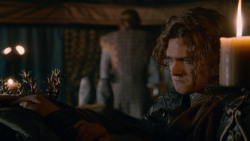 extant_GameOfThrones_2x05-TheGhostOfHarrenhal_0417