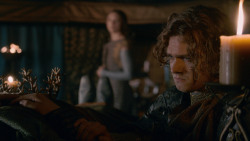 extant_GameOfThrones_2x05-TheGhostOfHarrenhal_0419