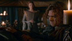 extant_GameOfThrones_2x05-TheGhostOfHarrenhal_0423
