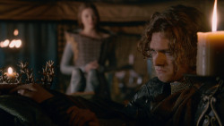 extant_GameOfThrones_2x05-TheGhostOfHarrenhal_0424