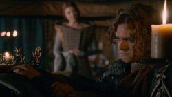 extant_GameOfThrones_2x05-TheGhostOfHarrenhal_0428