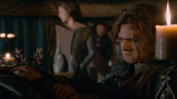 extant_GameOfThrones_2x05-TheGhostOfHarrenhal_0430