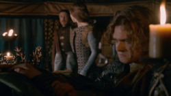 extant_GameOfThrones_2x05-TheGhostOfHarrenhal_0432