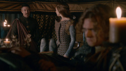extant_GameOfThrones_2x05-TheGhostOfHarrenhal_0434