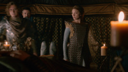 extant_GameOfThrones_2x05-TheGhostOfHarrenhal_0471