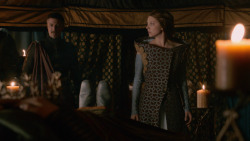 extant_GameOfThrones_2x05-TheGhostOfHarrenhal_0472