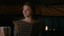 extant_GameOfThrones_2x05-TheGhostOfHarrenhal_0477