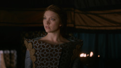 extant_GameOfThrones_2x05-TheGhostOfHarrenhal_0480