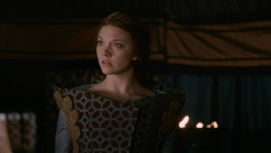 extant_GameOfThrones_2x05-TheGhostOfHarrenhal_0481