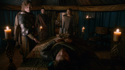 extant_GameOfThrones_2x05-TheGhostOfHarrenhal_0487