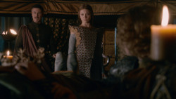 extant_GameOfThrones_2x05-TheGhostOfHarrenhal_0546