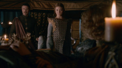 extant_GameOfThrones_2x05-TheGhostOfHarrenhal_0550