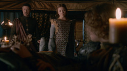 extant_GameOfThrones_2x05-TheGhostOfHarrenhal_0554
