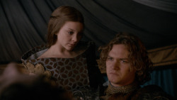 extant_GameOfThrones_2x05-TheGhostOfHarrenhal_0582