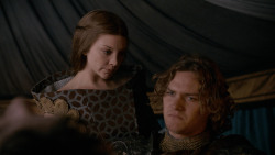extant_GameOfThrones_2x05-TheGhostOfHarrenhal_0583