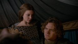 extant_GameOfThrones_2x05-TheGhostOfHarrenhal_0584