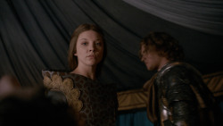 extant_GameOfThrones_2x05-TheGhostOfHarrenhal_0599