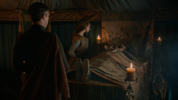 extant_GameOfThrones_2x05-TheGhostOfHarrenhal_0625
