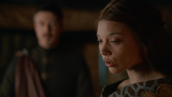 extant_GameOfThrones_2x05-TheGhostOfHarrenhal_0650