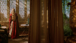 extant_GameOfThrones_2x05-TheGhostOfHarrenhal_0698