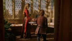 extant_GameOfThrones_2x05-TheGhostOfHarrenhal_0715