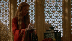 extant_GameOfThrones_2x05-TheGhostOfHarrenhal_0717