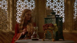 extant_GameOfThrones_2x05-TheGhostOfHarrenhal_0749