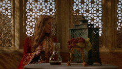 extant_GameOfThrones_2x05-TheGhostOfHarrenhal_0750