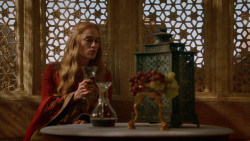 extant_GameOfThrones_2x05-TheGhostOfHarrenhal_0775
