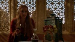 extant_GameOfThrones_2x05-TheGhostOfHarrenhal_0776
