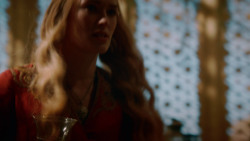 extant_GameOfThrones_2x05-TheGhostOfHarrenhal_0780