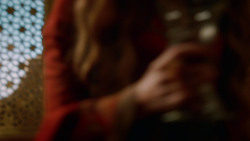 extant_GameOfThrones_2x05-TheGhostOfHarrenhal_0781