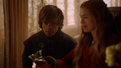 extant_GameOfThrones_2x05-TheGhostOfHarrenhal_0809