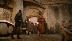 extant_GameOfThrones_2x05-TheGhostOfHarrenhal_0865