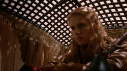 extant_GameOfThrones_2x05-TheGhostOfHarrenhal_0882