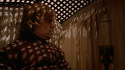 extant_GameOfThrones_2x05-TheGhostOfHarrenhal_0898