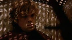 extant_GameOfThrones_2x05-TheGhostOfHarrenhal_0915