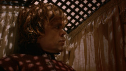 extant_GameOfThrones_2x05-TheGhostOfHarrenhal_0923